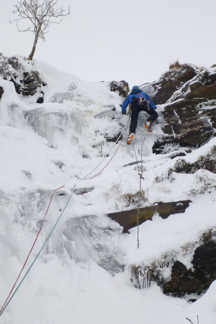 Me soloing the middle pitch of Craig y Fro