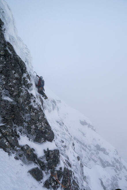 Nick leading the crux traverse