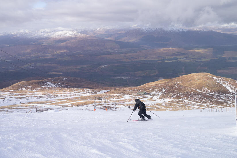 Skiing down Flight