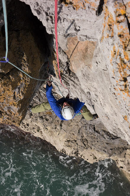 Neil climbing Bludgeon