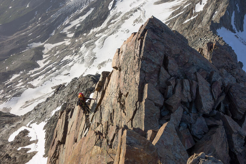 Nice exposure on the Lagginhorn Traverse