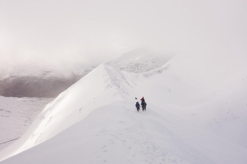 Another party heading to the CMD arete